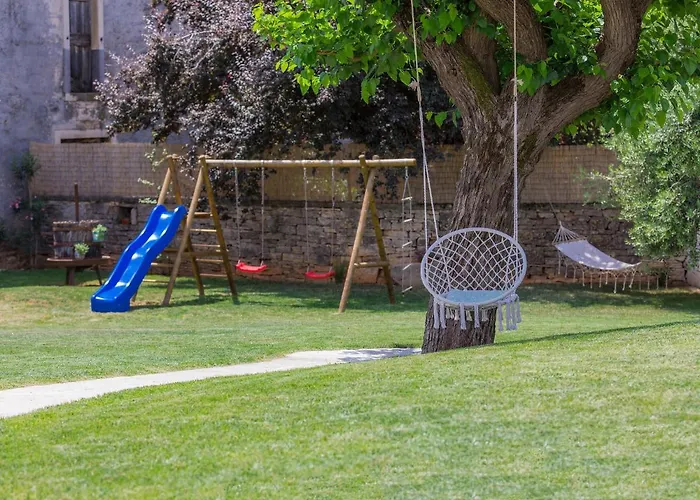 Holiday Home Villa Radovani