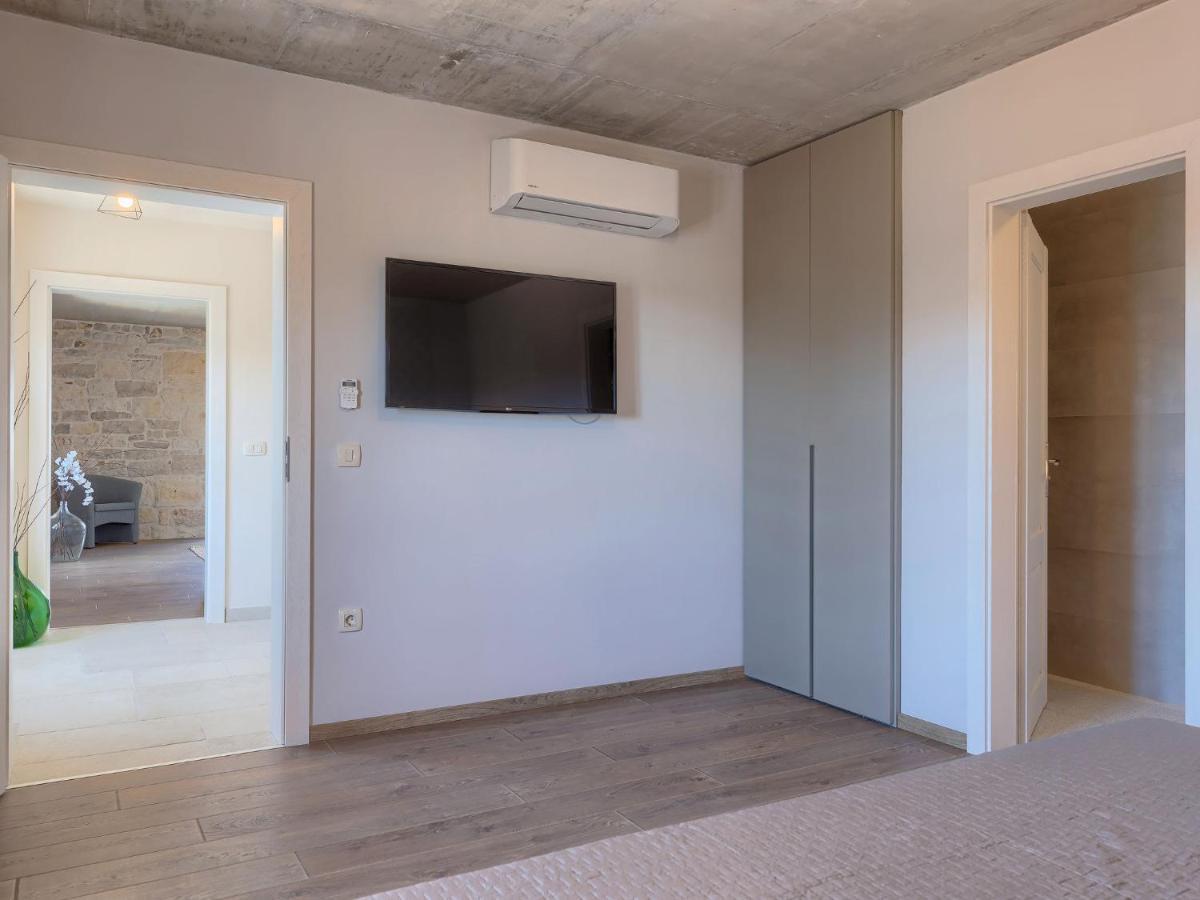 Radovani By Interhome