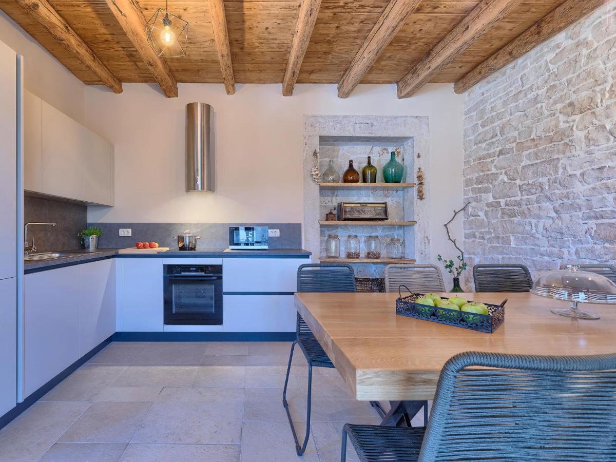 Radovani By Interhome