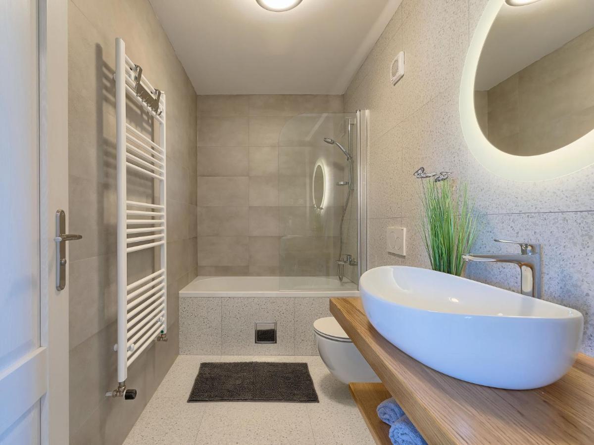 Radovani By Interhome